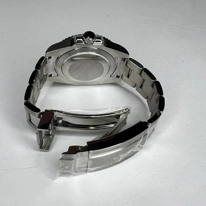 Silver UHR MOD Yacht