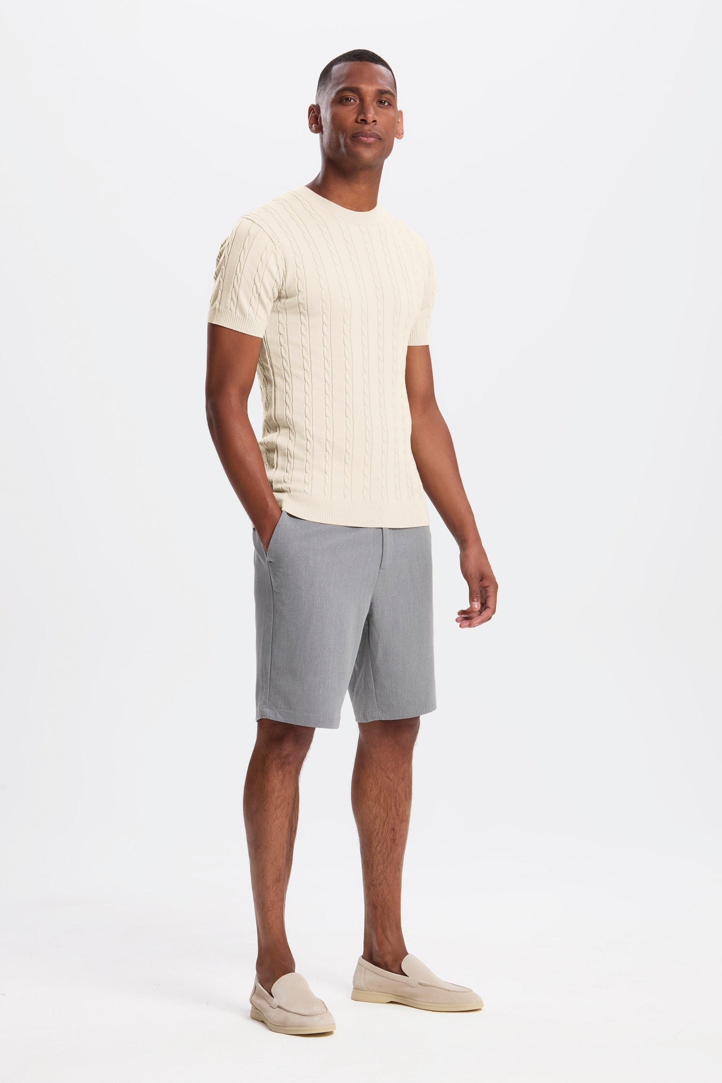 KURZARM T-SHIRT MIT DAS KABEL DESIGN