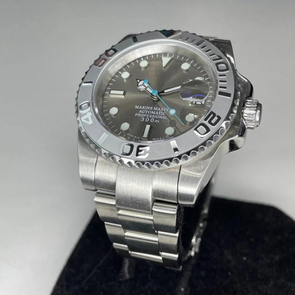 Silver UHR MOD Yacht